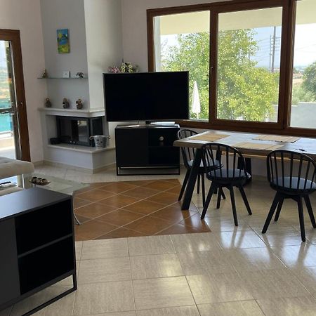 Serenity House เอปาโนมี ภายนอก รูปภาพ